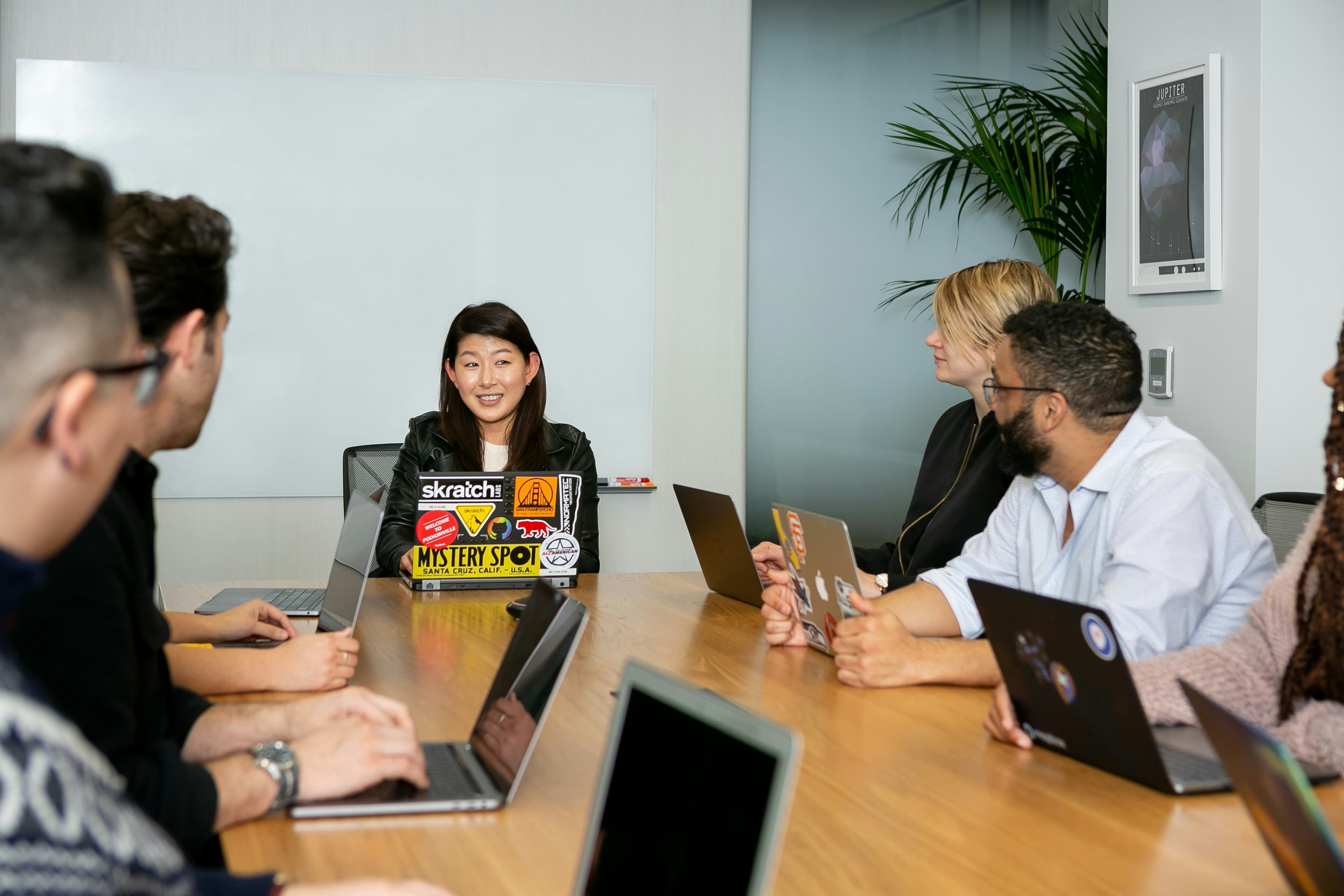 25 ChatGPT Prompts Every Busy Founder Needs to Become a Strategic CEO